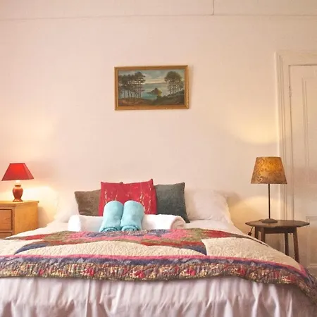 Holiday home Large, Luxurious And Three Min Walk To Sea And Promenade Penzance