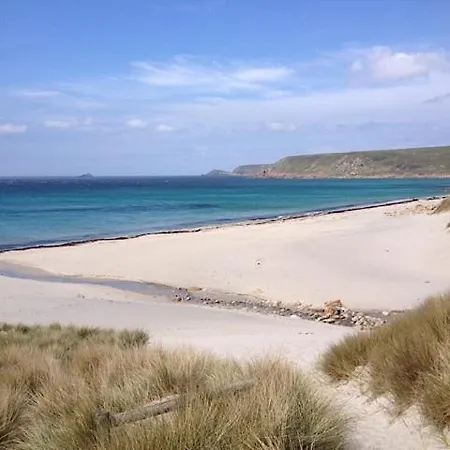 Large, Luxurious And Three Min Walk To Sea And Promenade Holiday home *